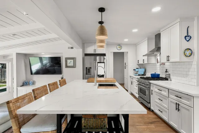 $1,125,000 | 1507 Los Molinos Way, Sacramento, CA 95864