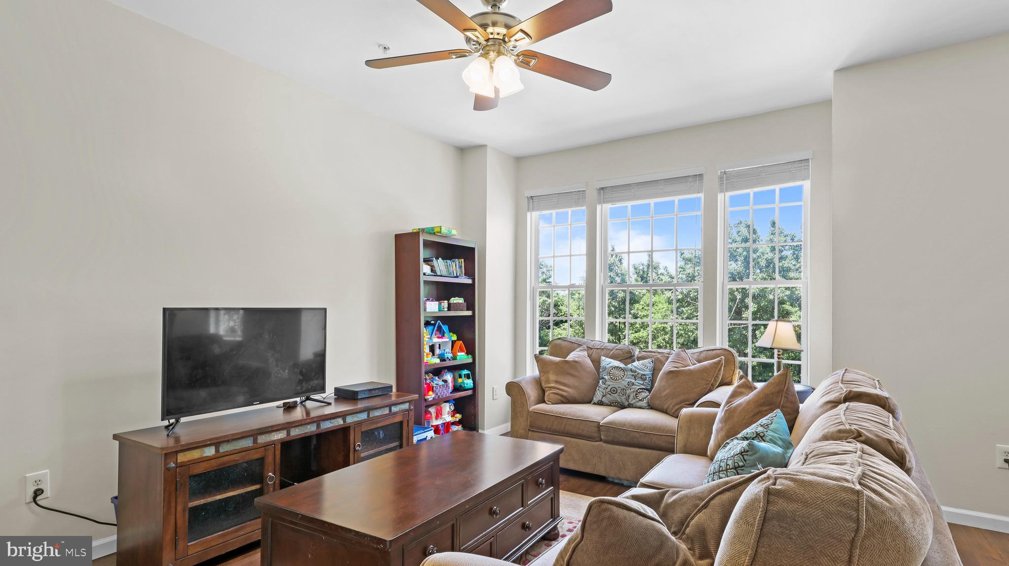 8327 Brooktree Street Laurel, MD 20724 - Photo 3 of 30