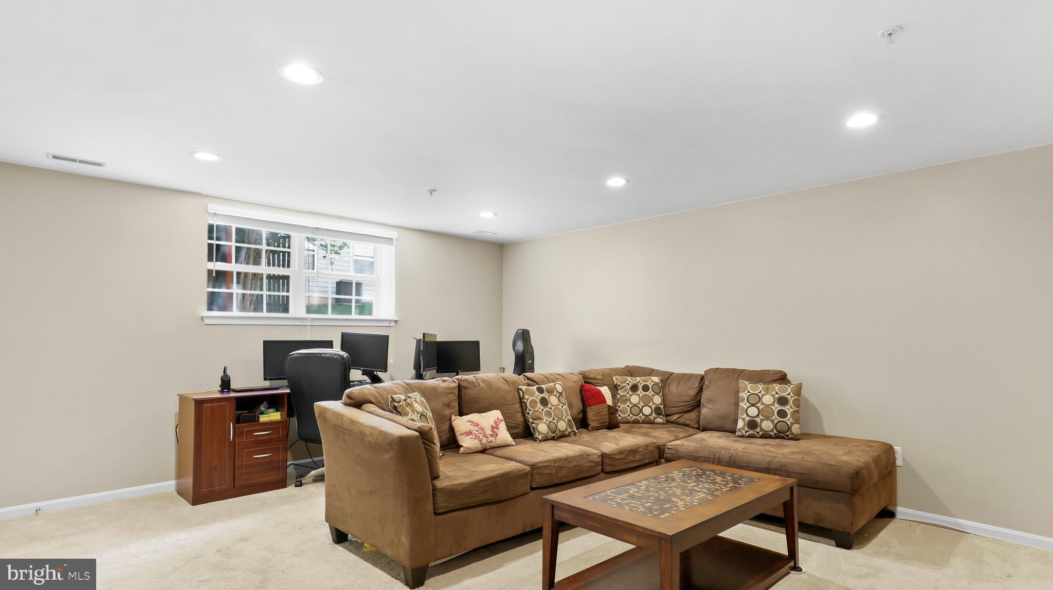 8327 Brooktree Street Laurel, MD 20724 - Photo 5 of 30