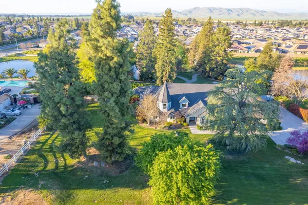 $1,775,000 | 2649 Heritage Avenue, Clovis, CA 93619