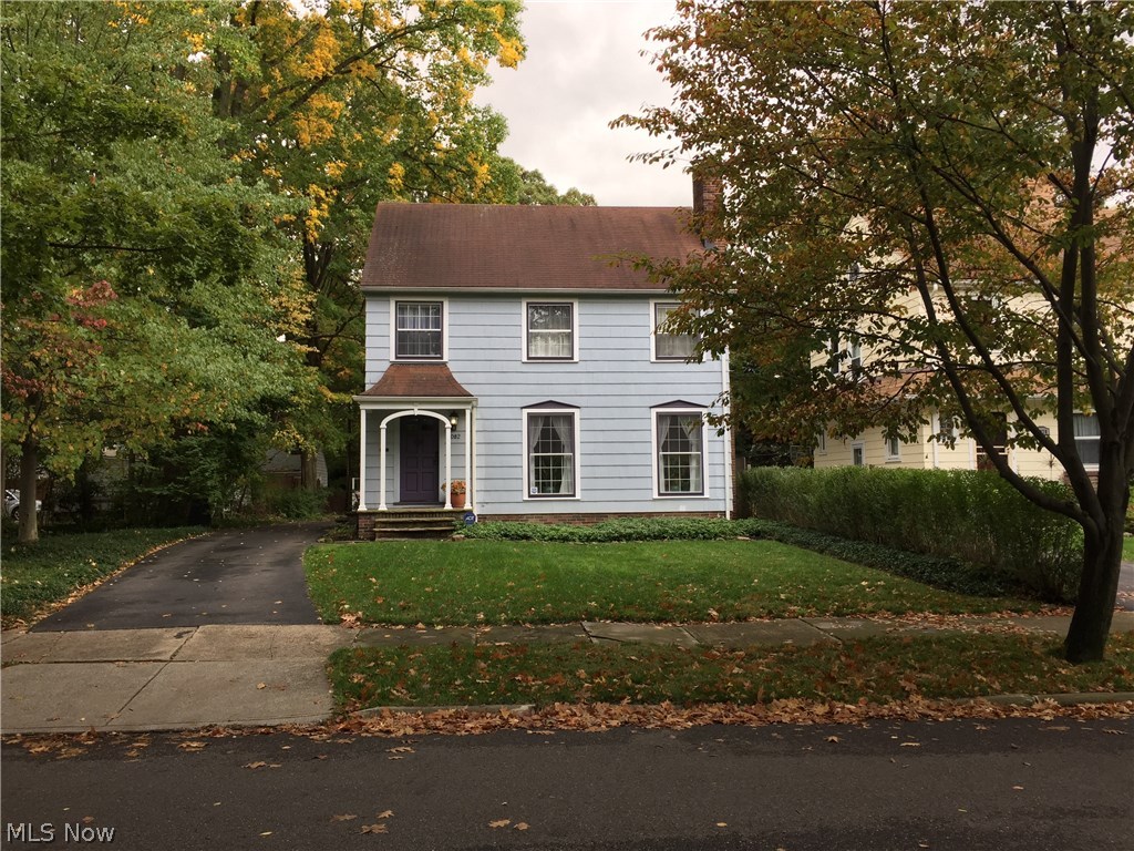1082 Allston Road Cleveland Heights, OH 44121 - Photo 2 of 35