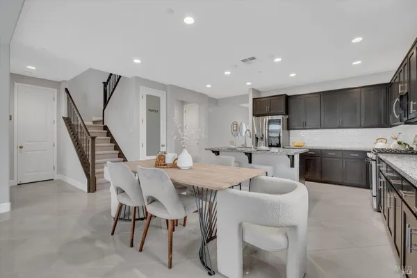 $824,950 | 580 Kingbird Circle, Vacaville, CA 95688