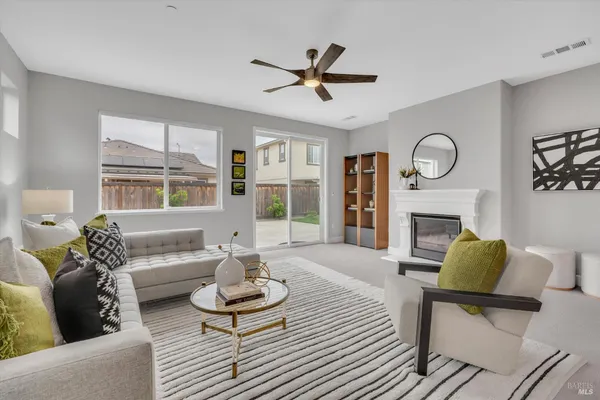 $824,950 | 580 Kingbird Circle, Vacaville, CA 95688