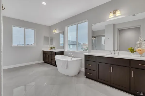 $824,950 | 580 Kingbird Circle, Vacaville, CA 95688