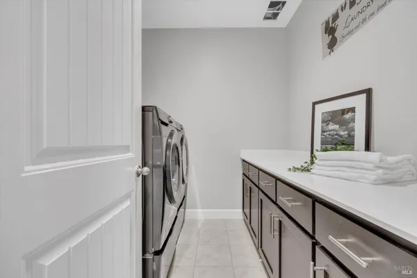 $824,950 | 580 Kingbird Circle, Vacaville, CA 95688