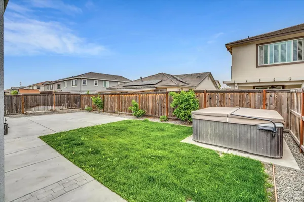 $824,950 | 580 Kingbird Circle, Vacaville, CA 95688