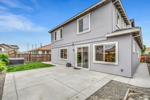 $824,950 | 580 Kingbird Circle, Vacaville, CA 95688