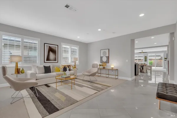 $824,950 | 580 Kingbird Circle, Vacaville, CA 95688