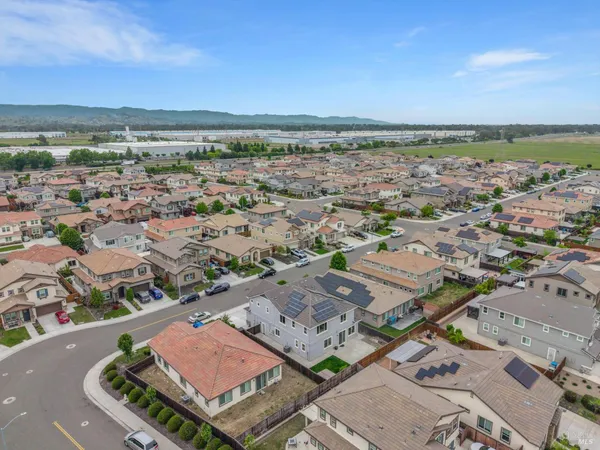 $824,950 | 580 Kingbird Circle, Vacaville, CA 95688