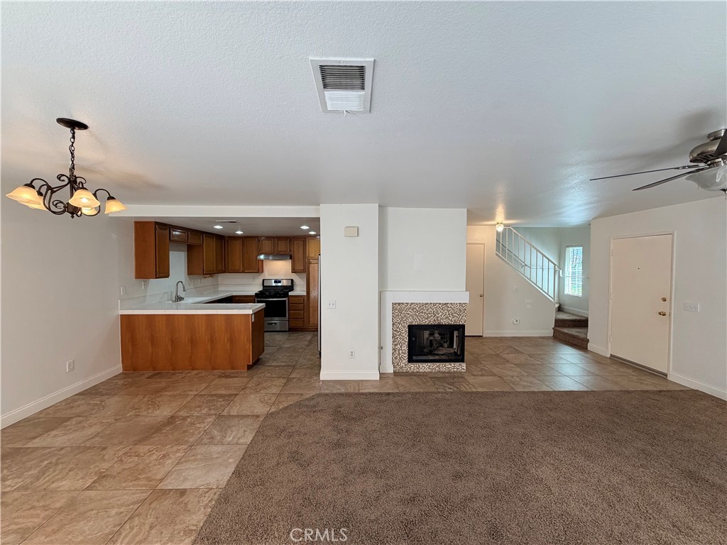 25152 Steinbeck Avenue, Unit B Stevenson Ranch, CA 91381 - Photo 11 of 27