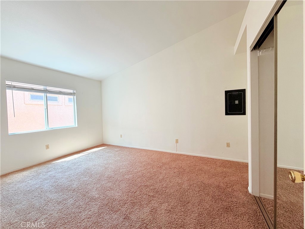 25152 Steinbeck Avenue, Unit B Stevenson Ranch, CA 91381 - Photo 17 of 27