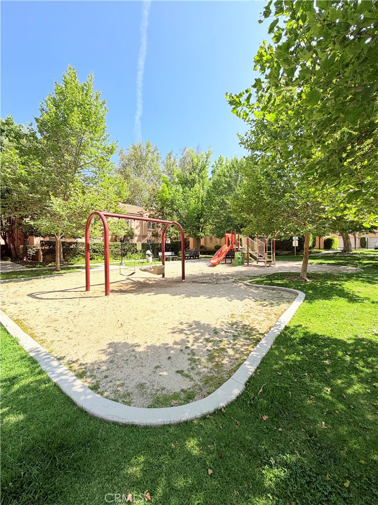 25152 Steinbeck Avenue, Unit B Stevenson Ranch, CA 91381 - Photo 24 of 27