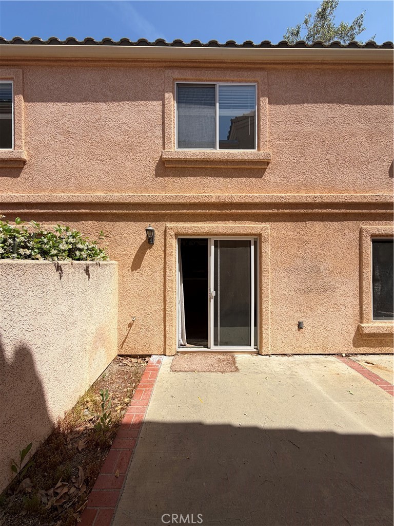 25152 Steinbeck Avenue, Unit B Stevenson Ranch, CA 91381 - Photo 8 of 27