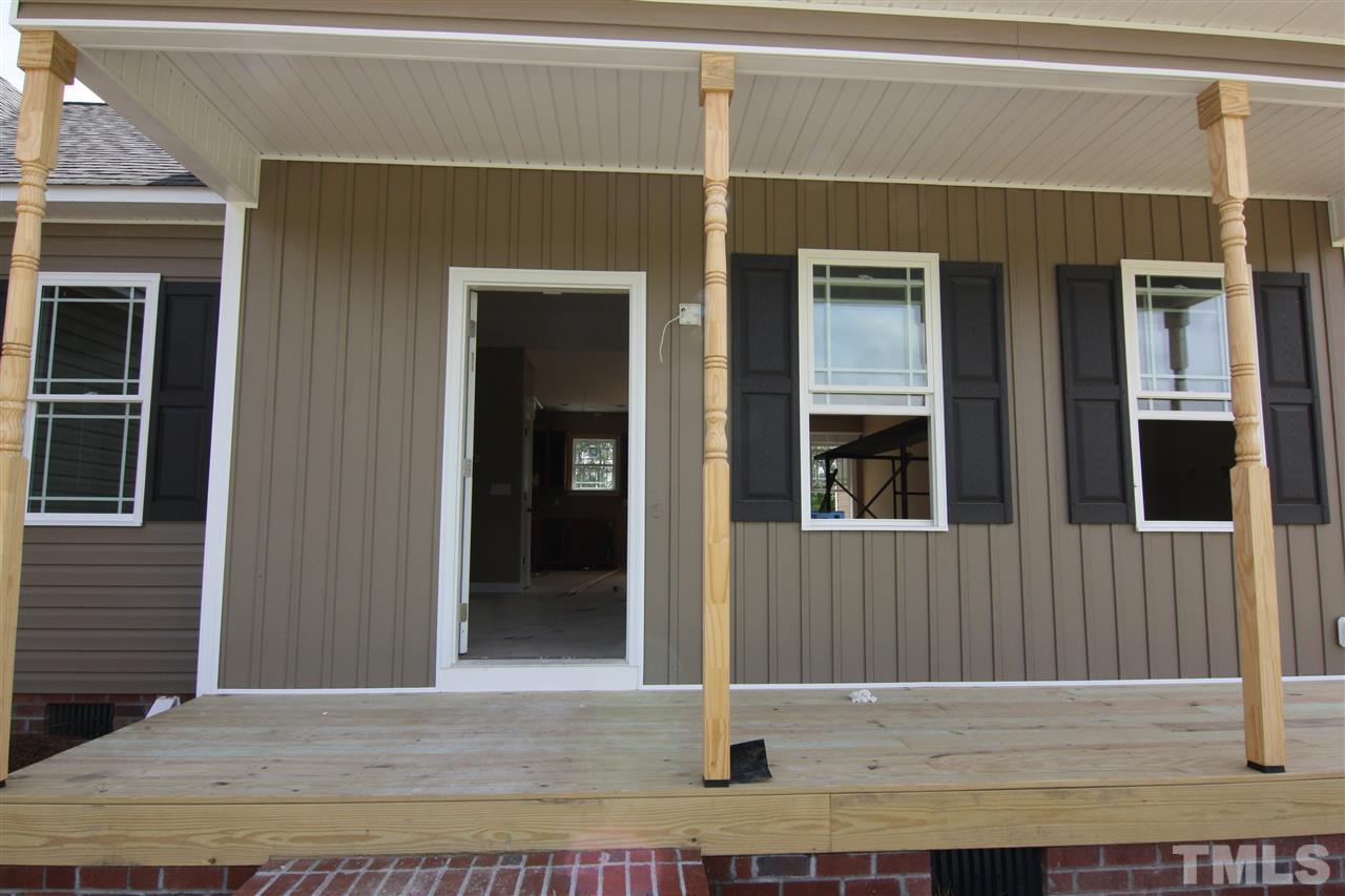 569 Shadetree Road Benson, NC 27504 - Photo 4 of 20 Gallery Image 4