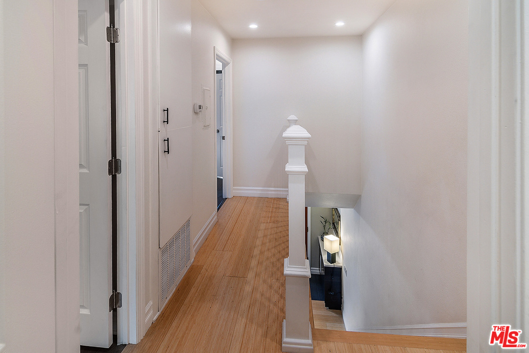 960 North San Vicente Boulevard, Unit 3 West Hollywood, CA 90069 - Photo 16 of 28