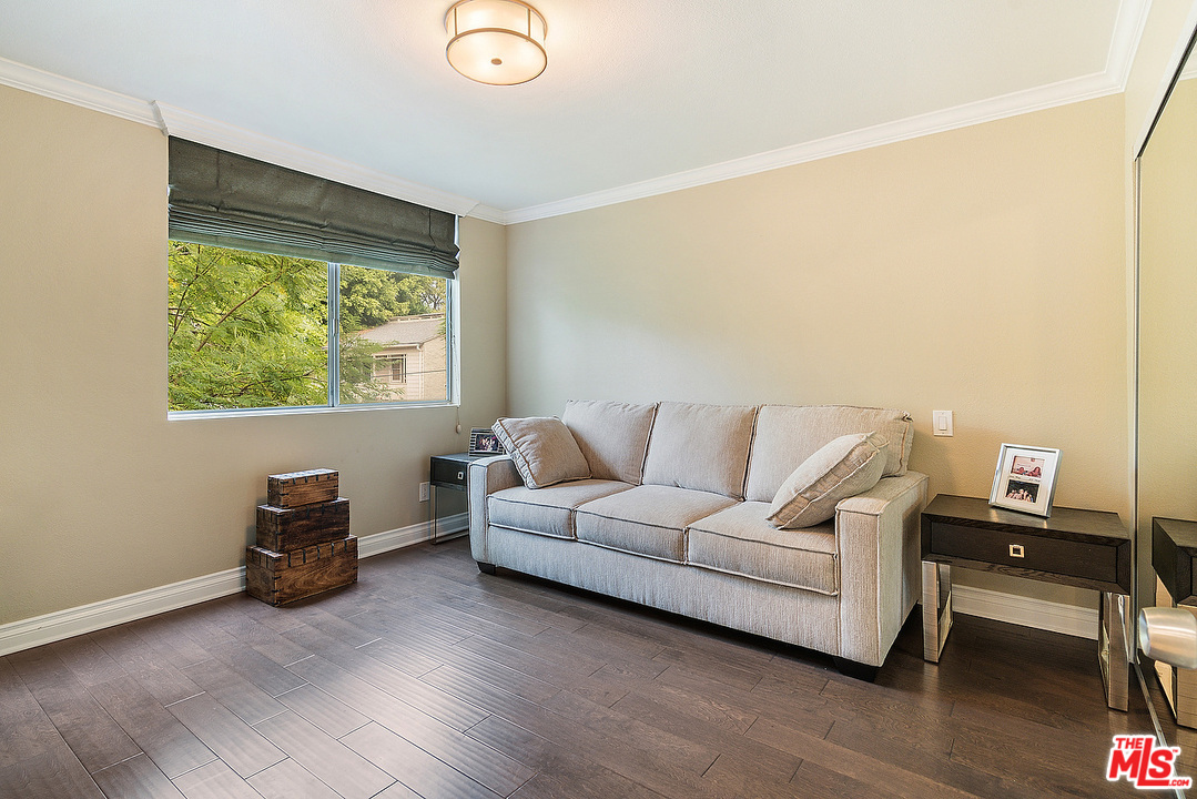 960 North San Vicente Boulevard, Unit 3 West Hollywood, CA 90069 - Photo 23 of 28