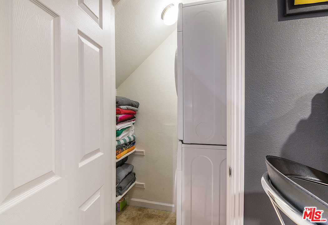 960 North San Vicente Boulevard, Unit 3 West Hollywood, CA 90069 - Photo 27 of 28