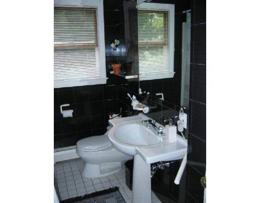 18 Ellen Road Burlington, MA 01803 - Photo 18 of 23 Gallery Image 18