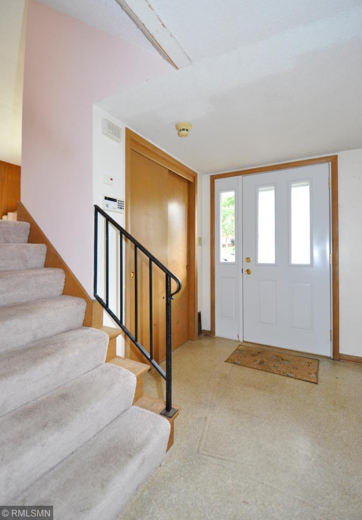 3003 15th Avenue Northwest Rochester, MN 55901 - Photo 2 of 20