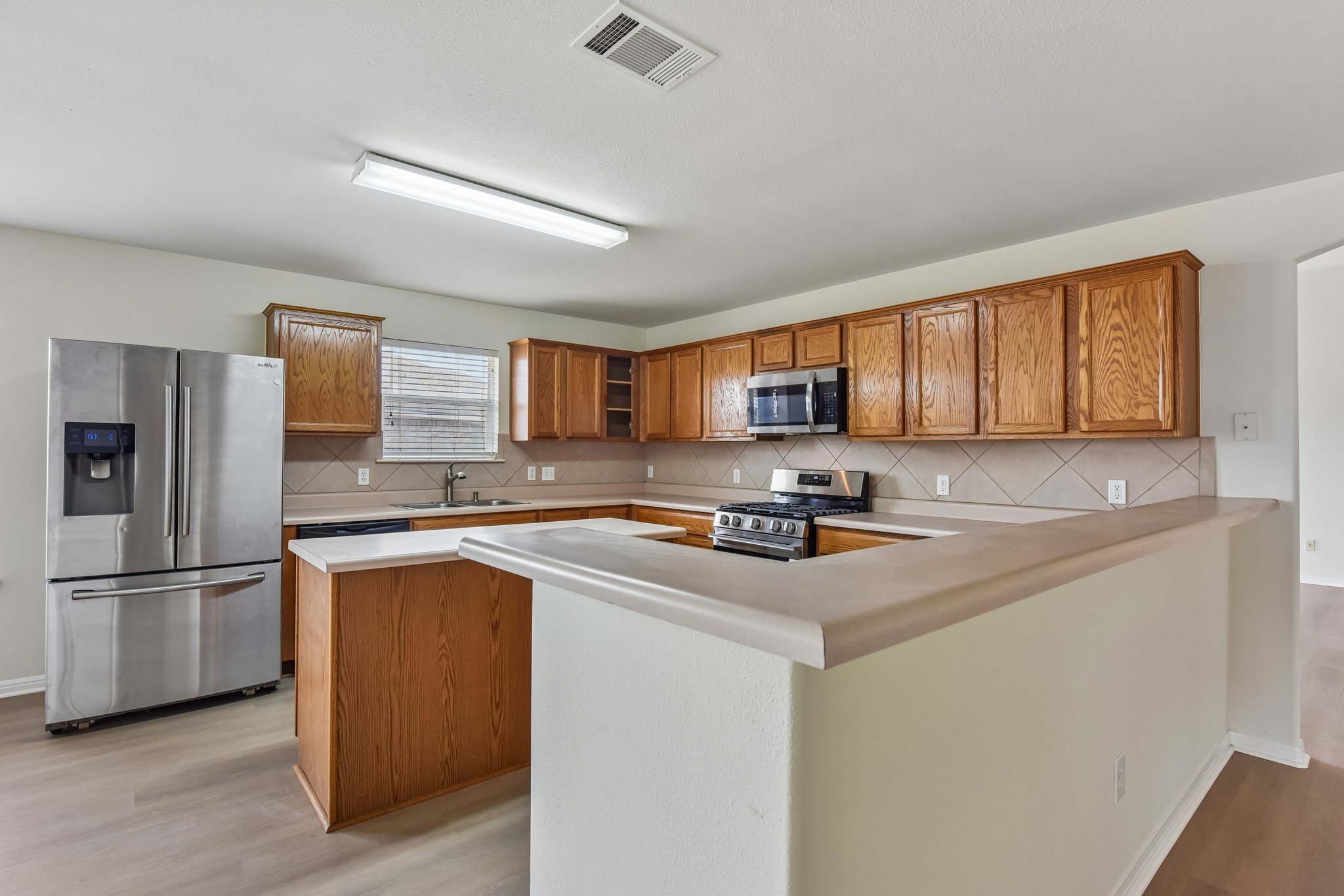 11809 Dunfries Lane Austin, TX 78754 - Photo 11 of 34