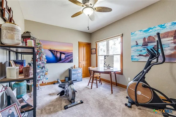 $1,400,000 | 1657 County Road 434, Stockdale, TX 78160