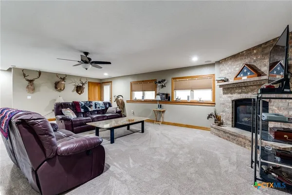 $1,400,000 | 1657 County Road 434, Stockdale, TX 78160