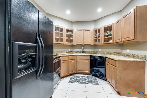 $1,400,000 | 1657 County Road 434, Stockdale, TX 78160