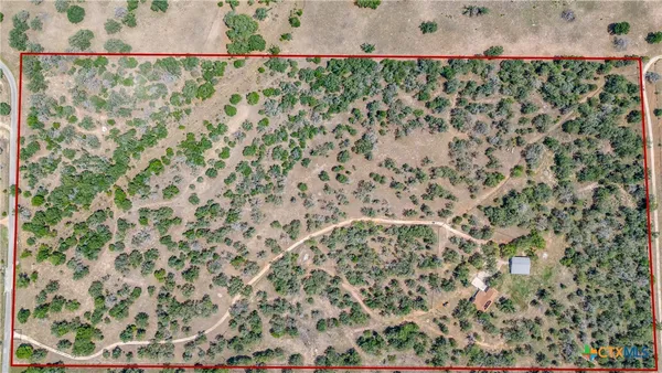 $1,400,000 | 1657 County Road 434, Stockdale, TX 78160