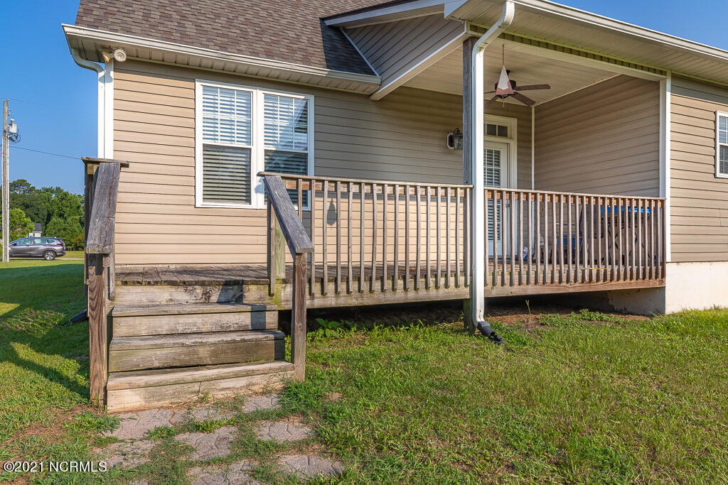 475 Nine Foot Road Newport, NC 28570 - Photo 22 of 26 IMG_3487