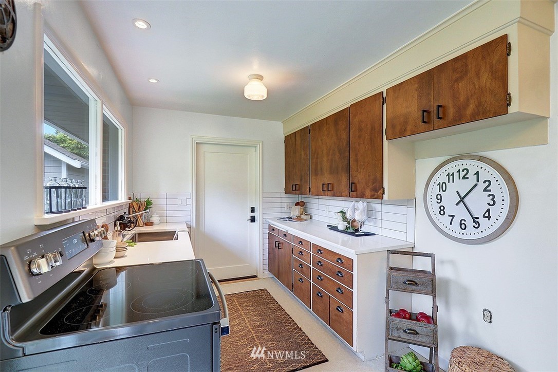 209 East View Ridge Drive Everett, WA 98203 - Photo 8 of 20 Gallery Image 8