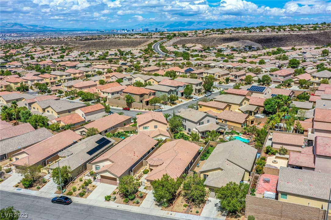 2644 Dirleton Place Henderson, NV 89044 - Photo 3 of 35