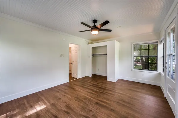 $289,000 | 544 Northwest King Street, Burleson, TX 76028
