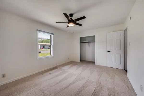 $289,000 | 544 Northwest King Street, Burleson, TX 76028