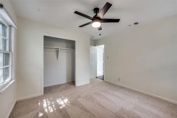 $289,000 | 544 Northwest King Street, Burleson, TX 76028