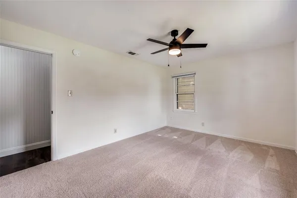 $289,000 | 544 Northwest King Street, Burleson, TX 76028