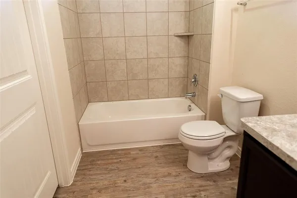 $1,830 | 1700 Dove Circle, Ennis, TX 75119