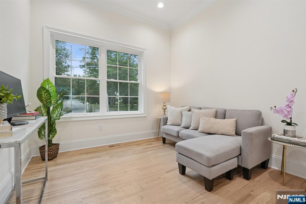 7 Franklin Avenue Livingston, NJ 07039 - Photo 13 of 45