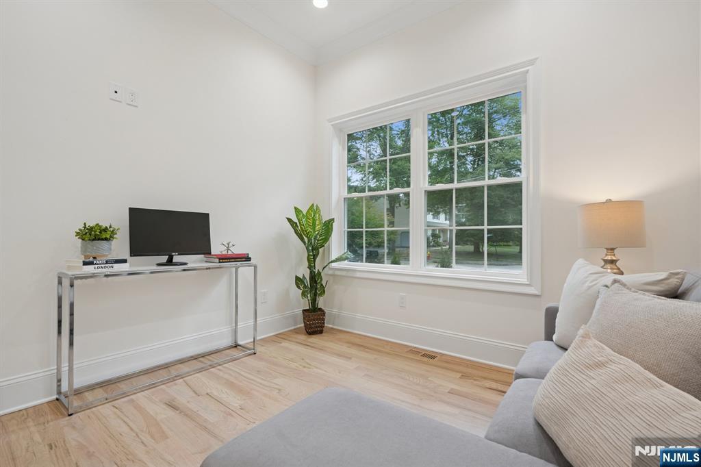 7 Franklin Avenue Livingston, NJ 07039 - Photo 14 of 45