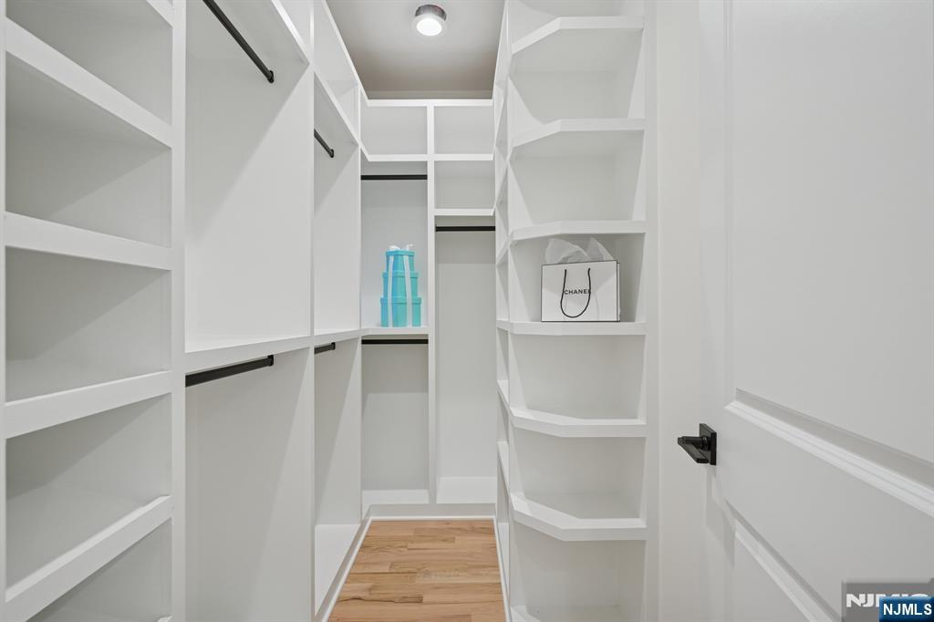 7 Franklin Avenue Livingston, NJ 07039 - Photo 20 of 45