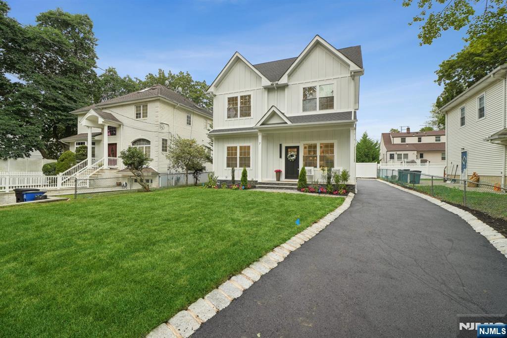 7 Franklin Avenue Livingston, NJ 07039 - Photo 2 of 45