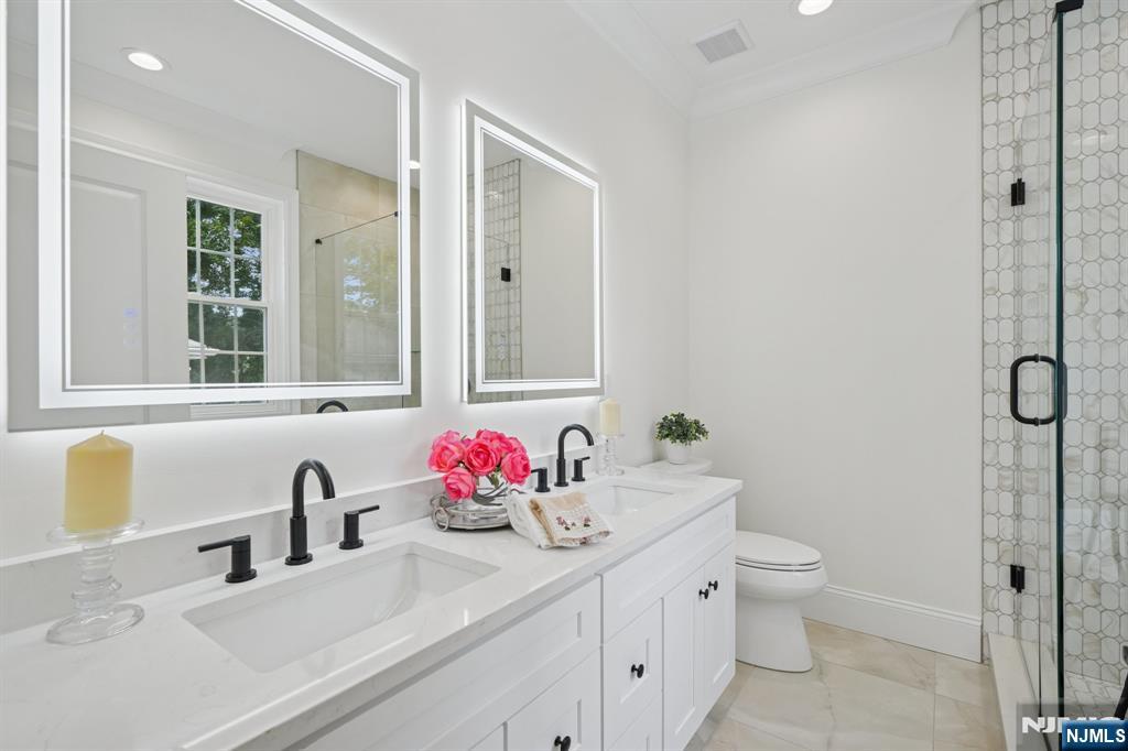 7 Franklin Avenue Livingston, NJ 07039 - Photo 22 of 45