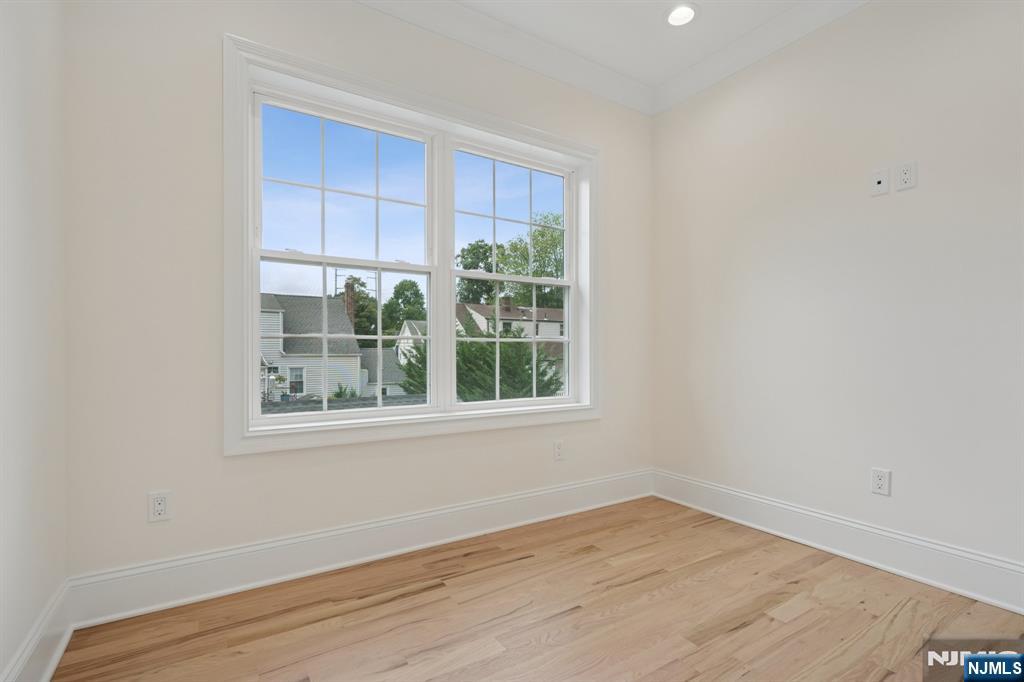 7 Franklin Avenue Livingston, NJ 07039 - Photo 25 of 45