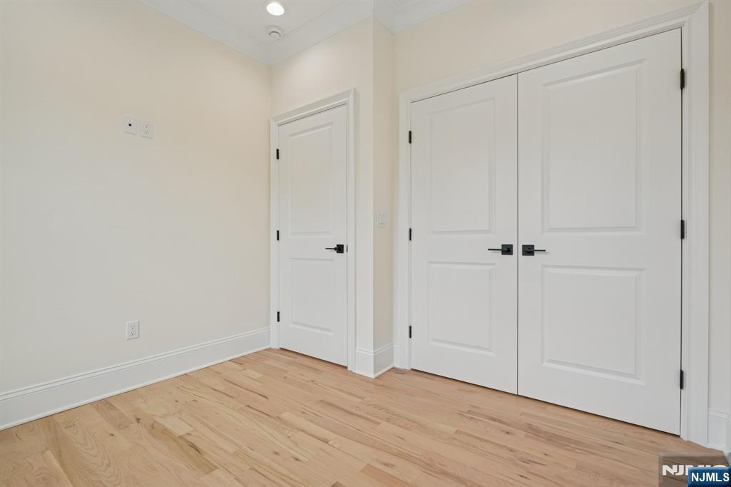 7 Franklin Avenue Livingston, NJ 07039 - Photo 26 of 45