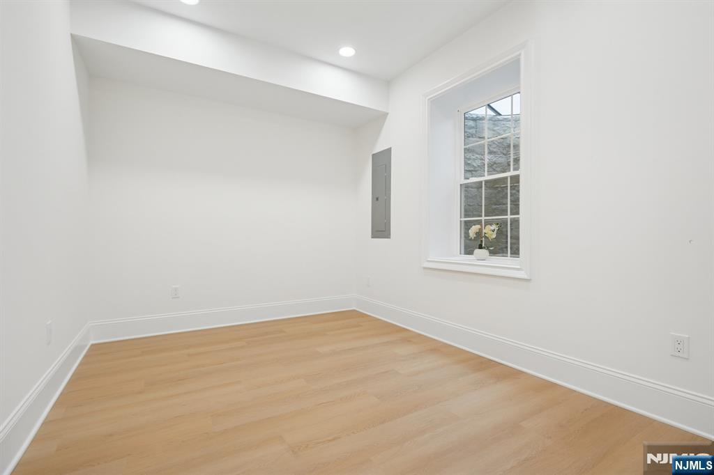 7 Franklin Avenue Livingston, NJ 07039 - Photo 39 of 45