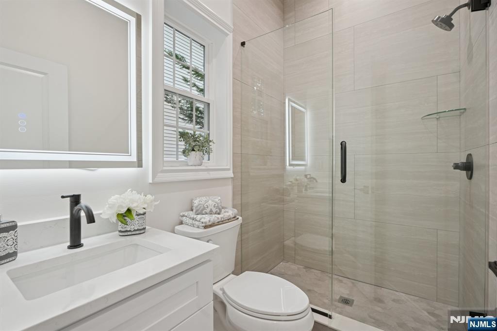 7 Franklin Avenue Livingston, NJ 07039 - Photo 42 of 45