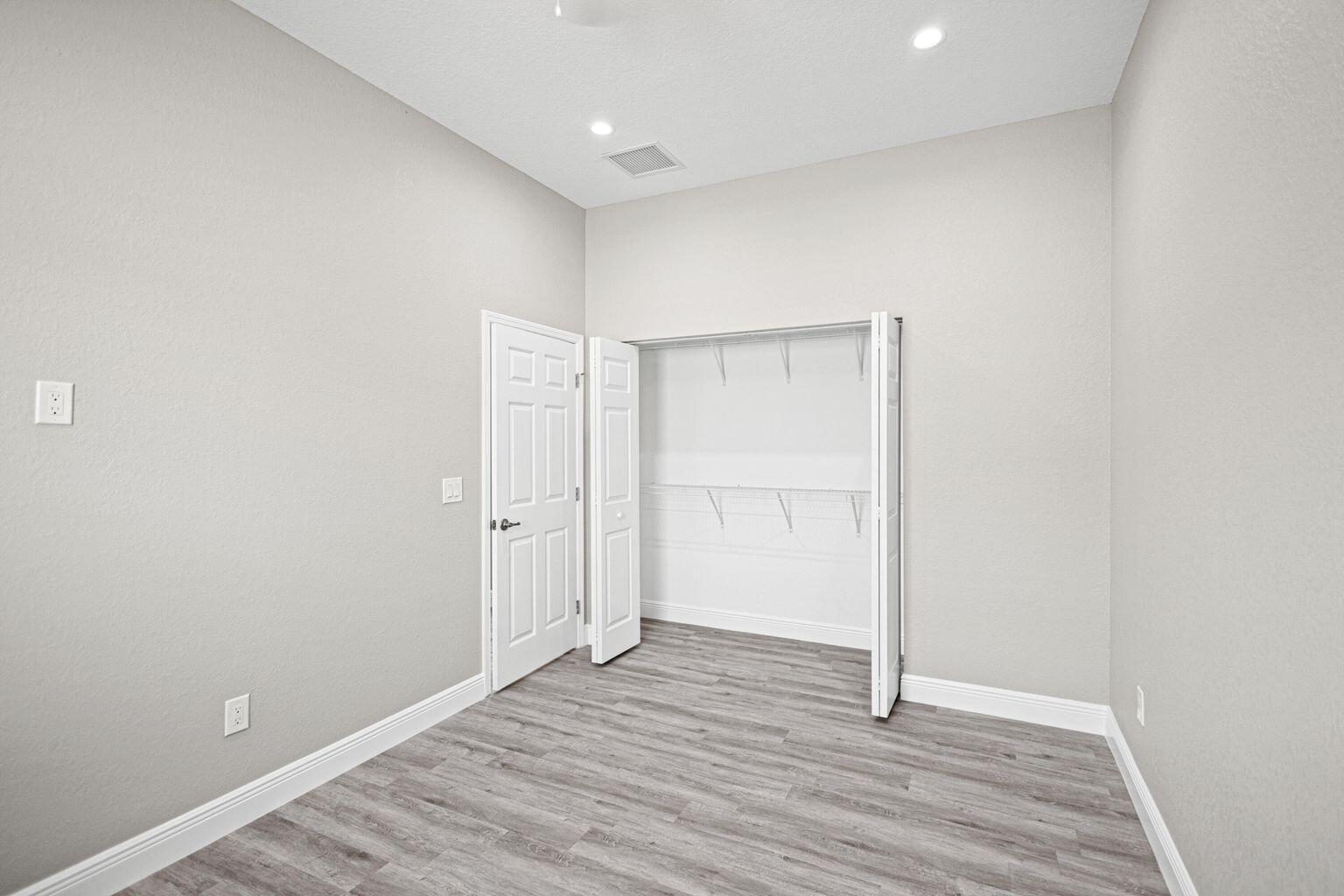 1449 West 32nd Street Riviera Beach, FL 33404 - Photo 10 of 21 3kl closet