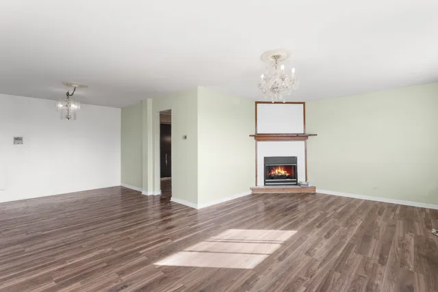 $135,000 | 4711 St Joseph Creek Drive, Unit 5H, Lisle, IL 60532