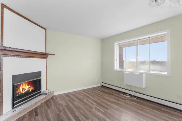 $135,000 | 4711 St Joseph Creek Drive, Unit 5H, Lisle, IL 60532