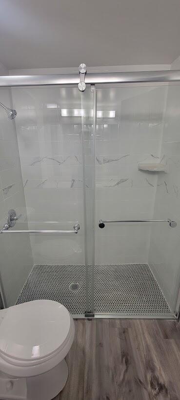 1855 Ramon Road, Unit 24 Palm Springs, CA 92264 - Photo 10 of 18 a bathroom with a shower