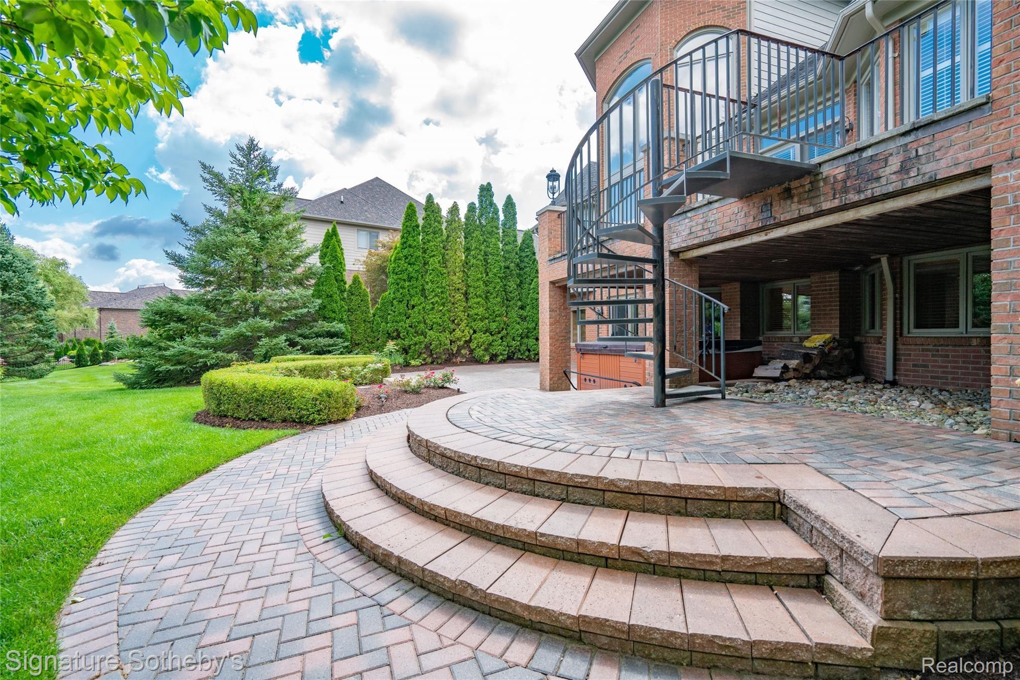 2828 North Addison Circle Rochester, MI 48306 - Photo 41 of 48 Addison-12.jpg
